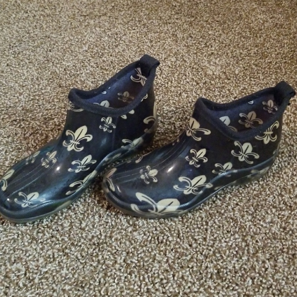 Corkys ankle rain boots
